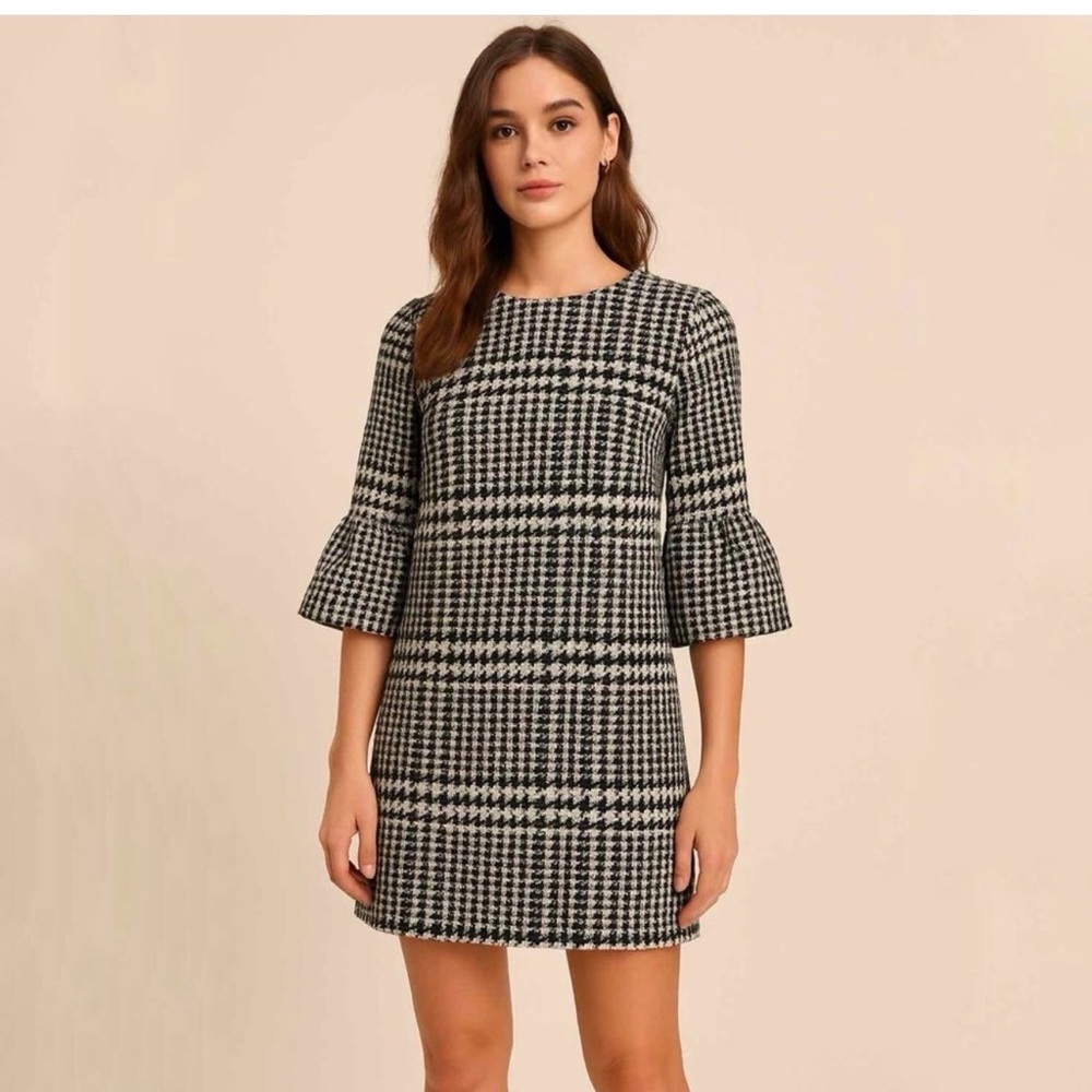 Zara Classic Houndstooth Shift Dress with Bell Sleeves - Black & White